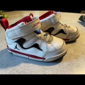 7C baby air Jordan sneakers. Good condition, no visible or known flaws